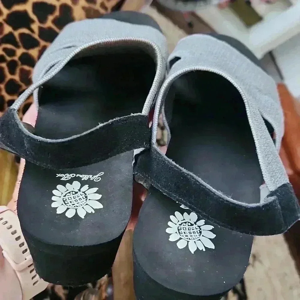 Yellowbox Platform Women’s Mesh Suede Gray Black Wedge‎ Sandals sz 11 - Picture 13 of 15